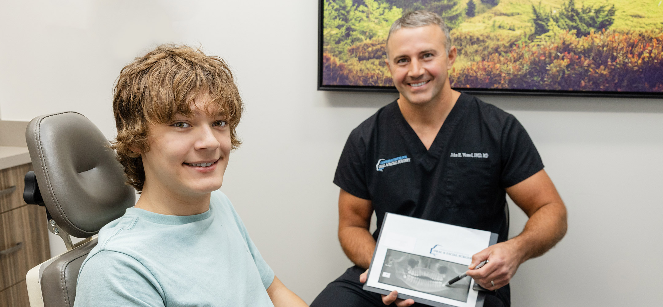 Dr. Wessel, oral & maxillofacial surgeon in Rock Hill, SC with wisdom teeth removal patient